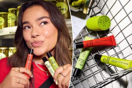 TikTok beauty girls are eating pickle-flavored lip gloss ‘It’s like cucumber!’ TikTok beauty girls are eating pickle-flavored lip gloss ‘It’s like cucumber!’